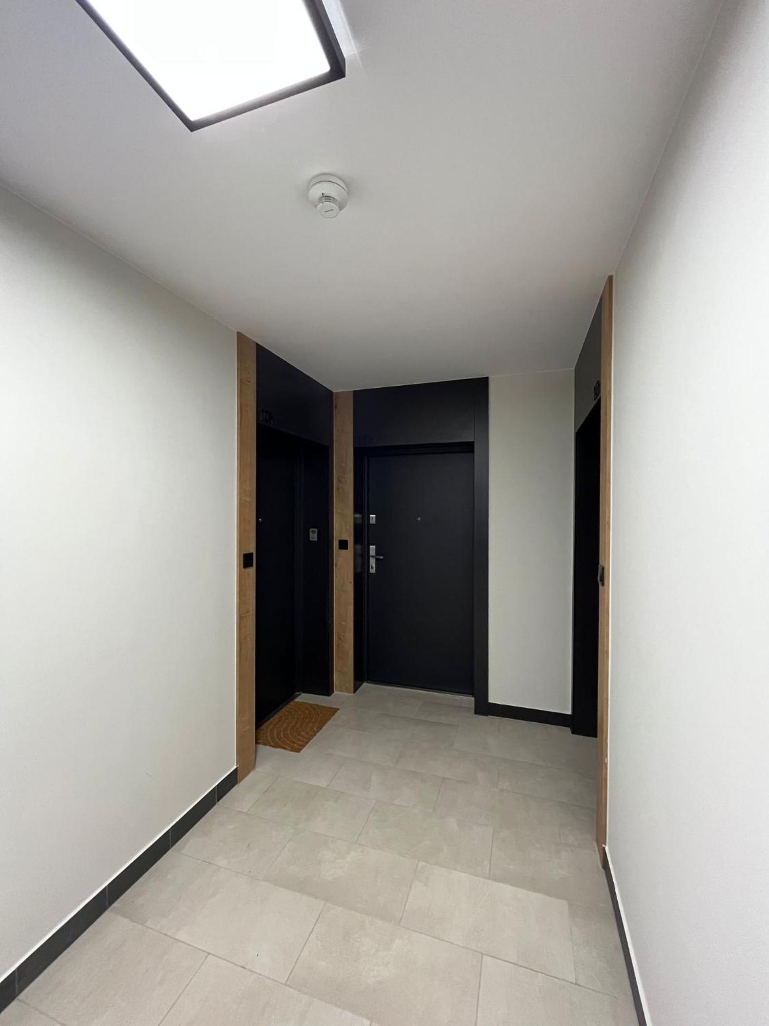 Komfort Z Balkonem W Centrum วรอตซวาฟ ภายนอก รูปภาพ